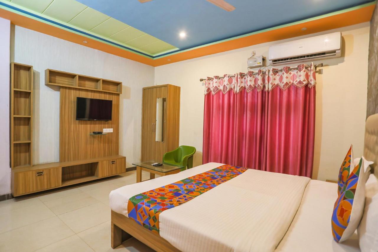 Fabhotel Kriti Green Varanasi Exterior foto